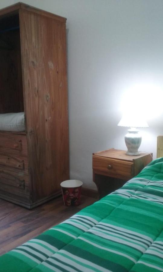 Habitac Indiv Casa De Familia, Flores Buenos Aires Eksteriør billede