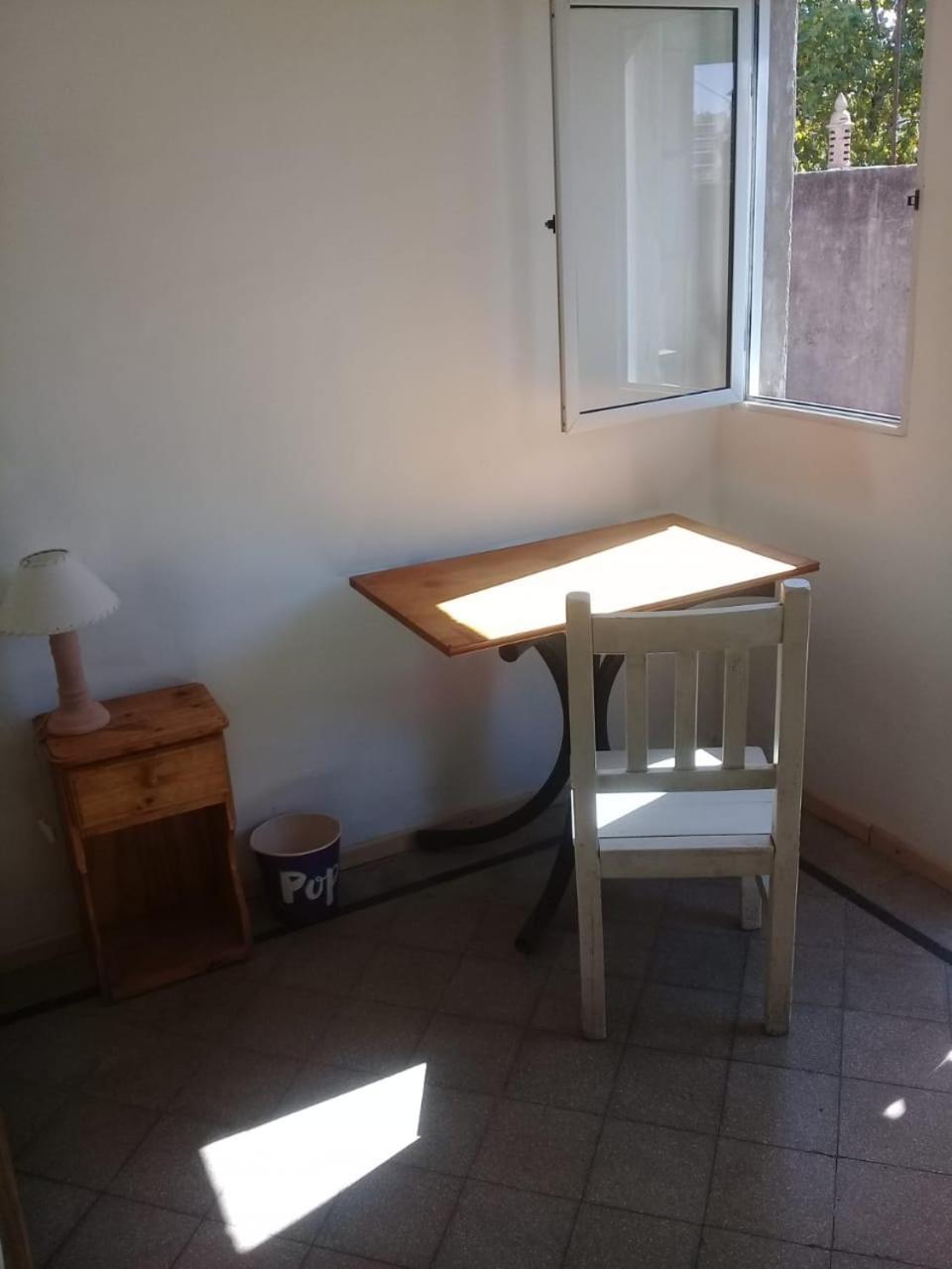 Habitac Indiv Casa De Familia, Flores Buenos Aires Eksteriør billede