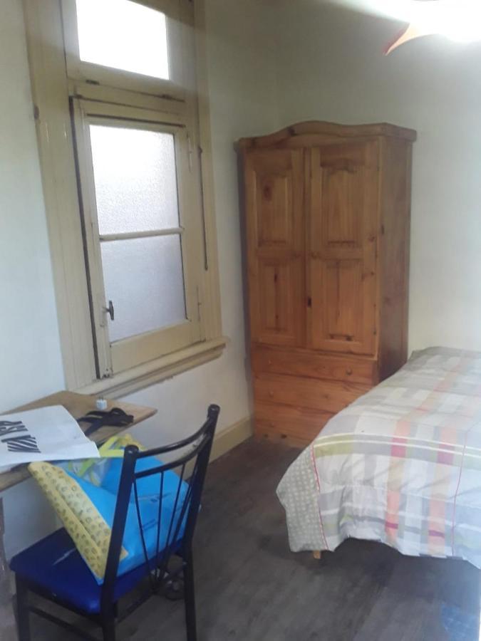 Habitac Indiv Casa De Familia, Flores Buenos Aires Eksteriør billede