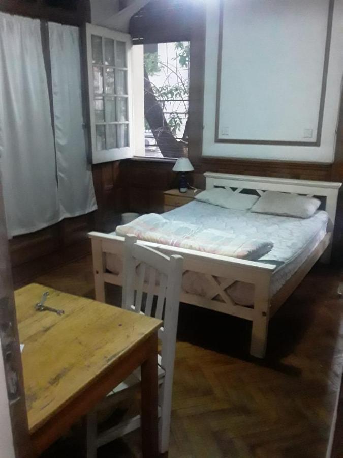 Habitac Indiv Casa De Familia, Flores Buenos Aires Eksteriør billede