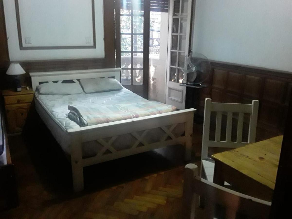 Habitac Indiv Casa De Familia, Flores Buenos Aires Eksteriør billede